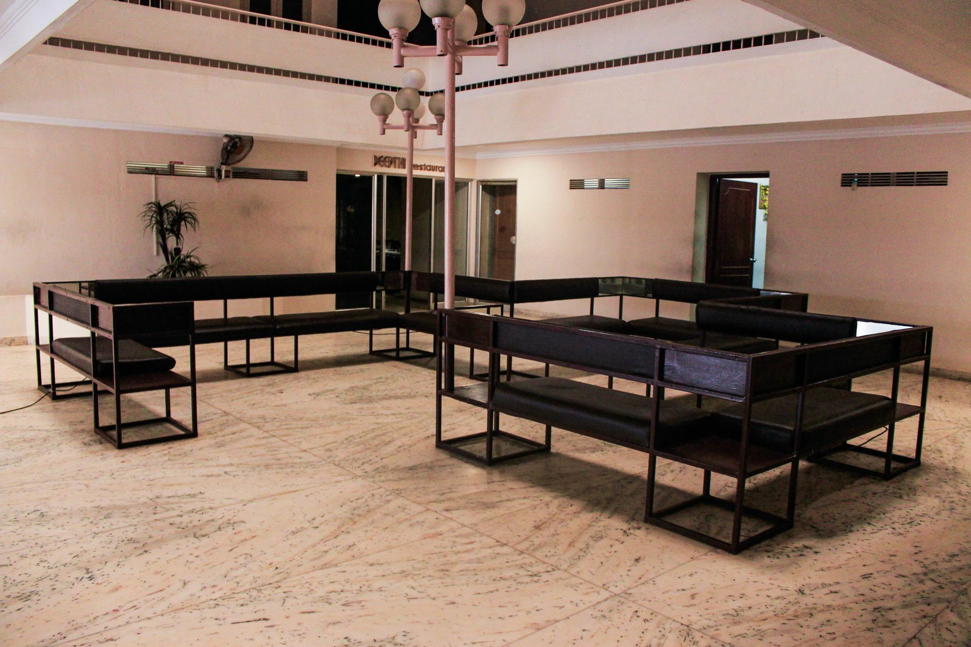Keerthi Hotel Thiruvananthapuram Exterior photo